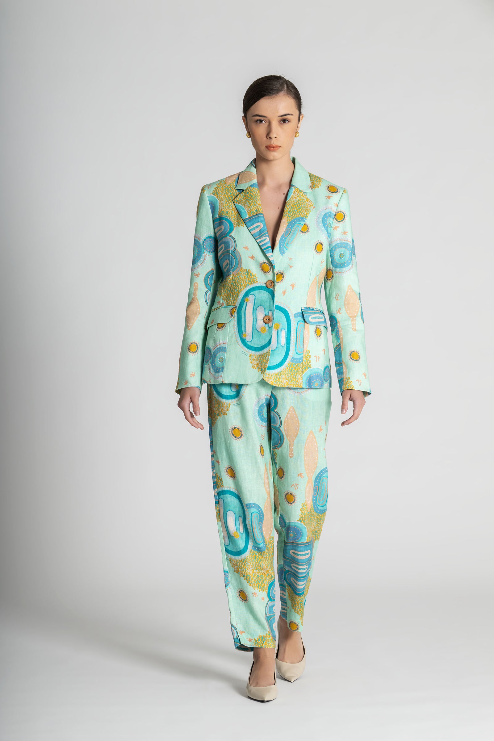 Ngaarlu Linen Slimline Comfort Jacket