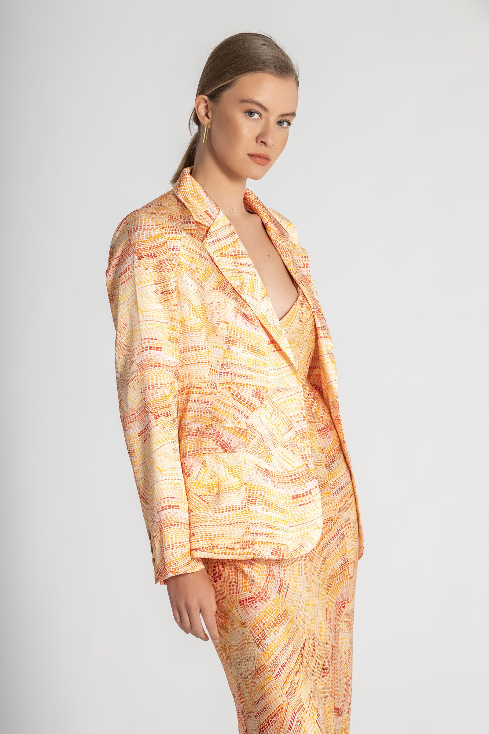 Jaanymili Sunset Slimline Comfort Silk Jacket