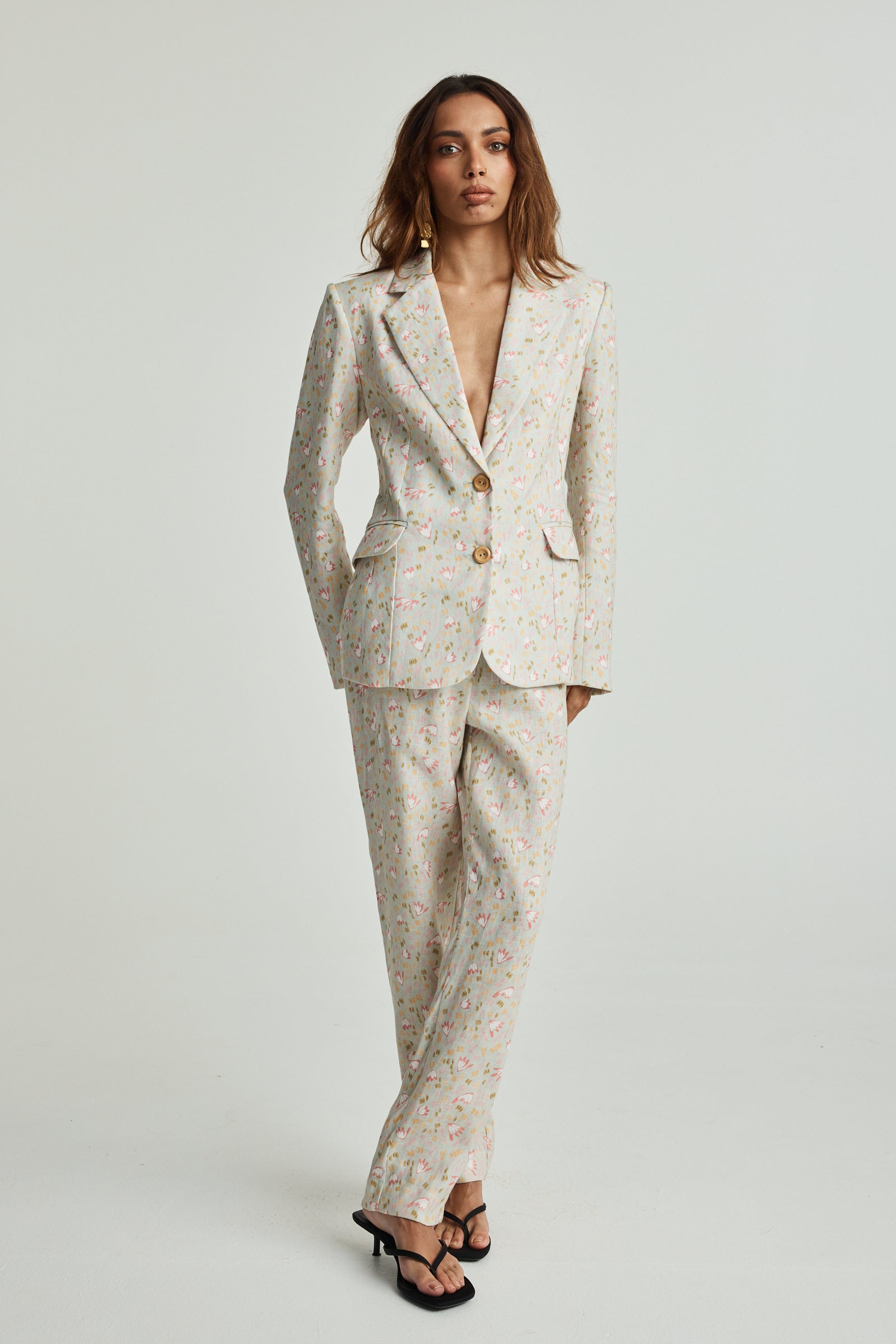 Jari & Jinda Sage Linen Flattering Pant