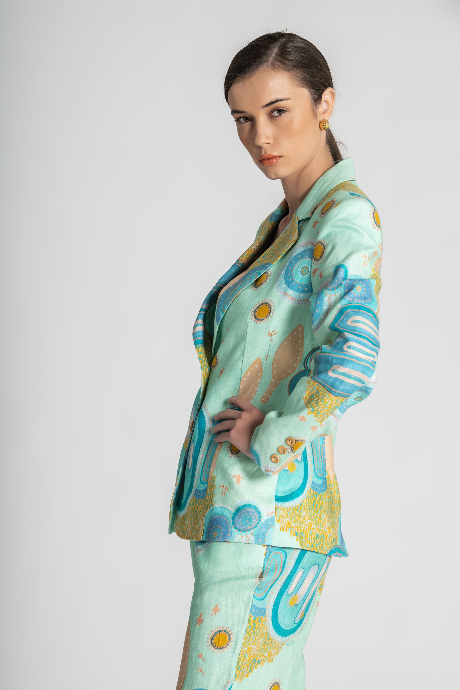 Ngaarlu Linen Slimline Comfort Jacket