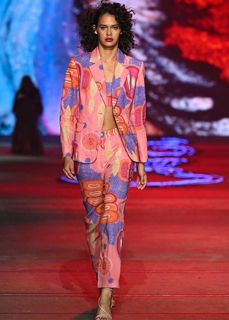 Yaara Linen Slimline Comfort Jacket