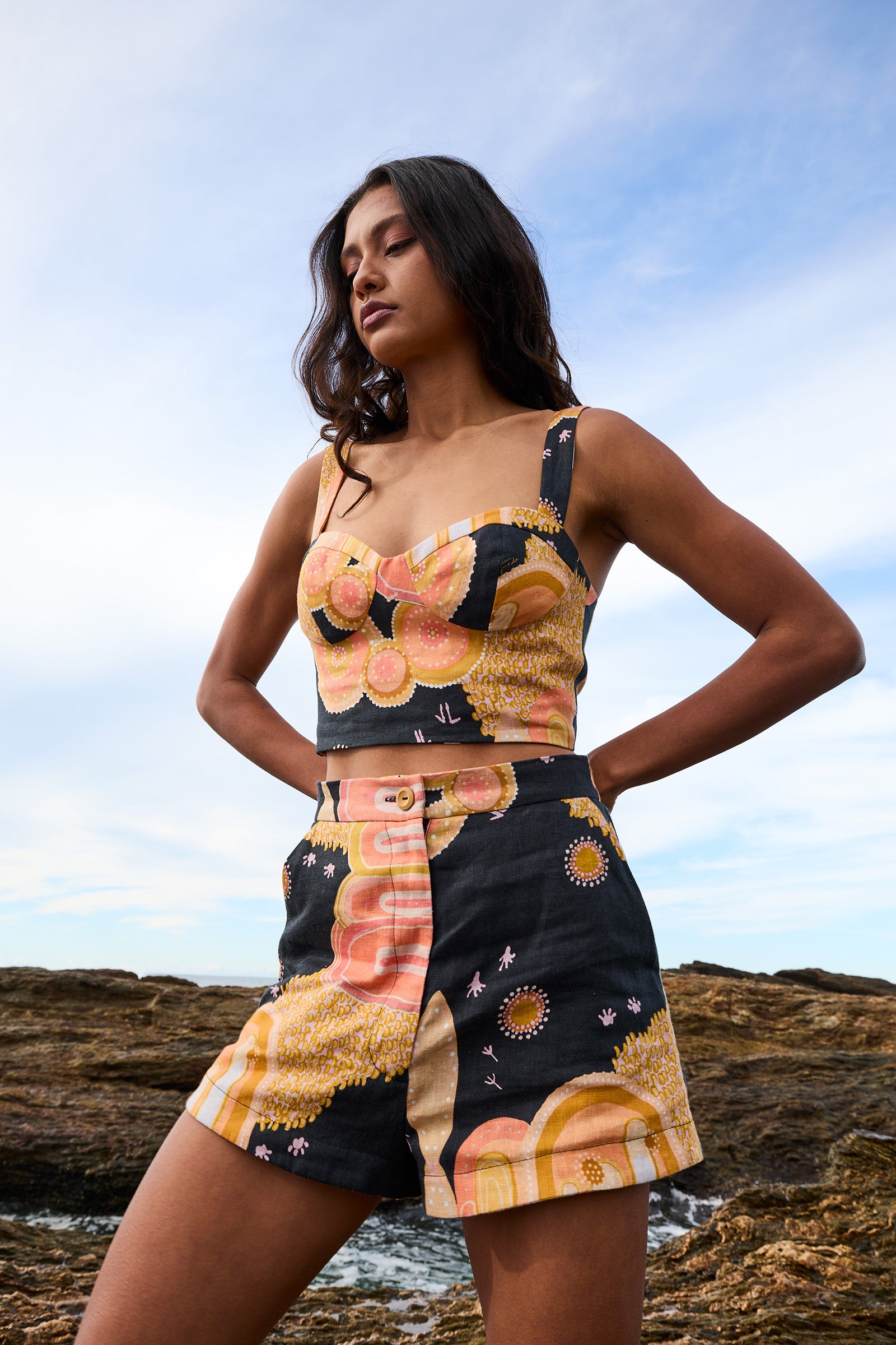 Yuulgarr Linen Shorts