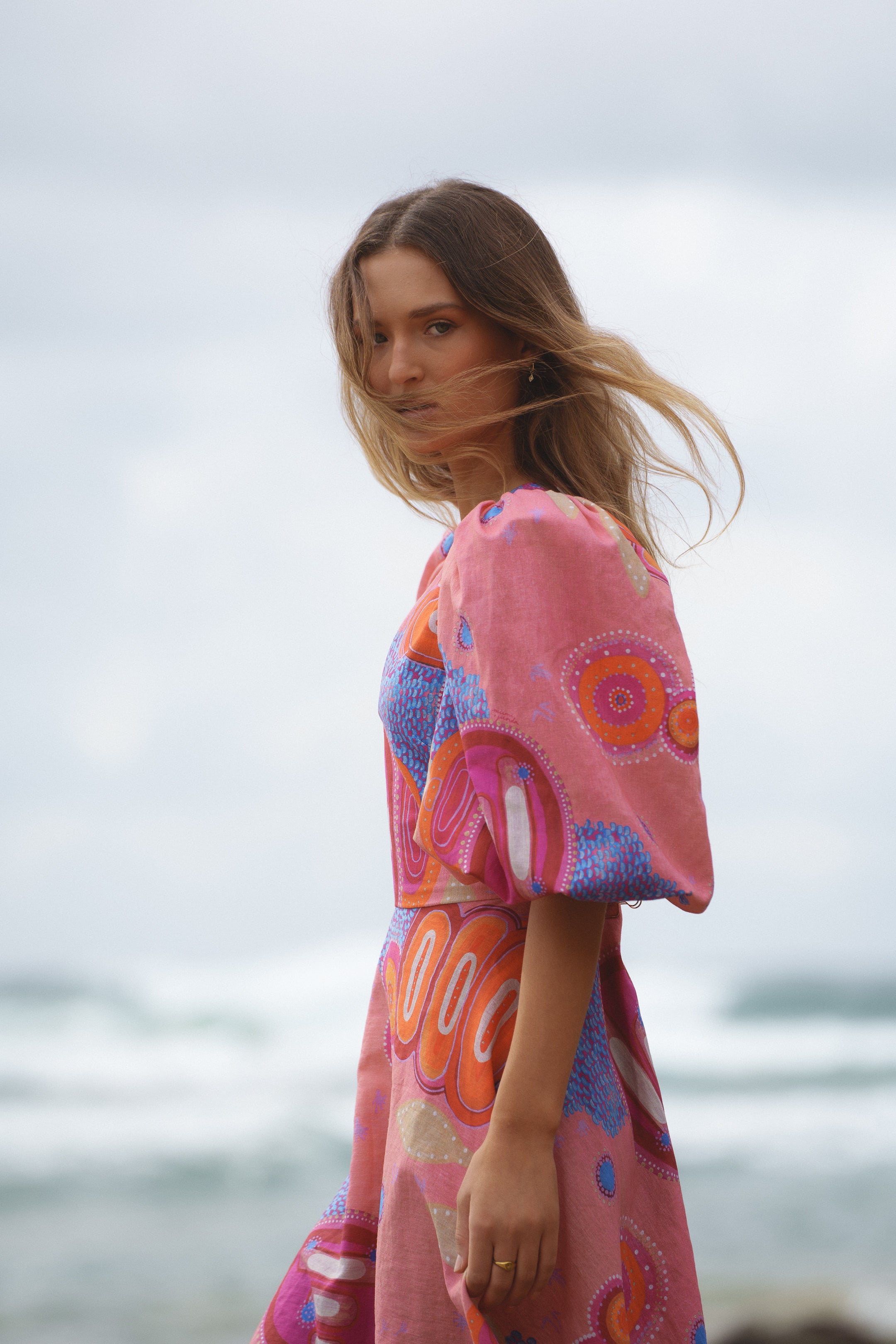 Collectors Edit | Yaara Full Sleeve Keyhole Linen Dress