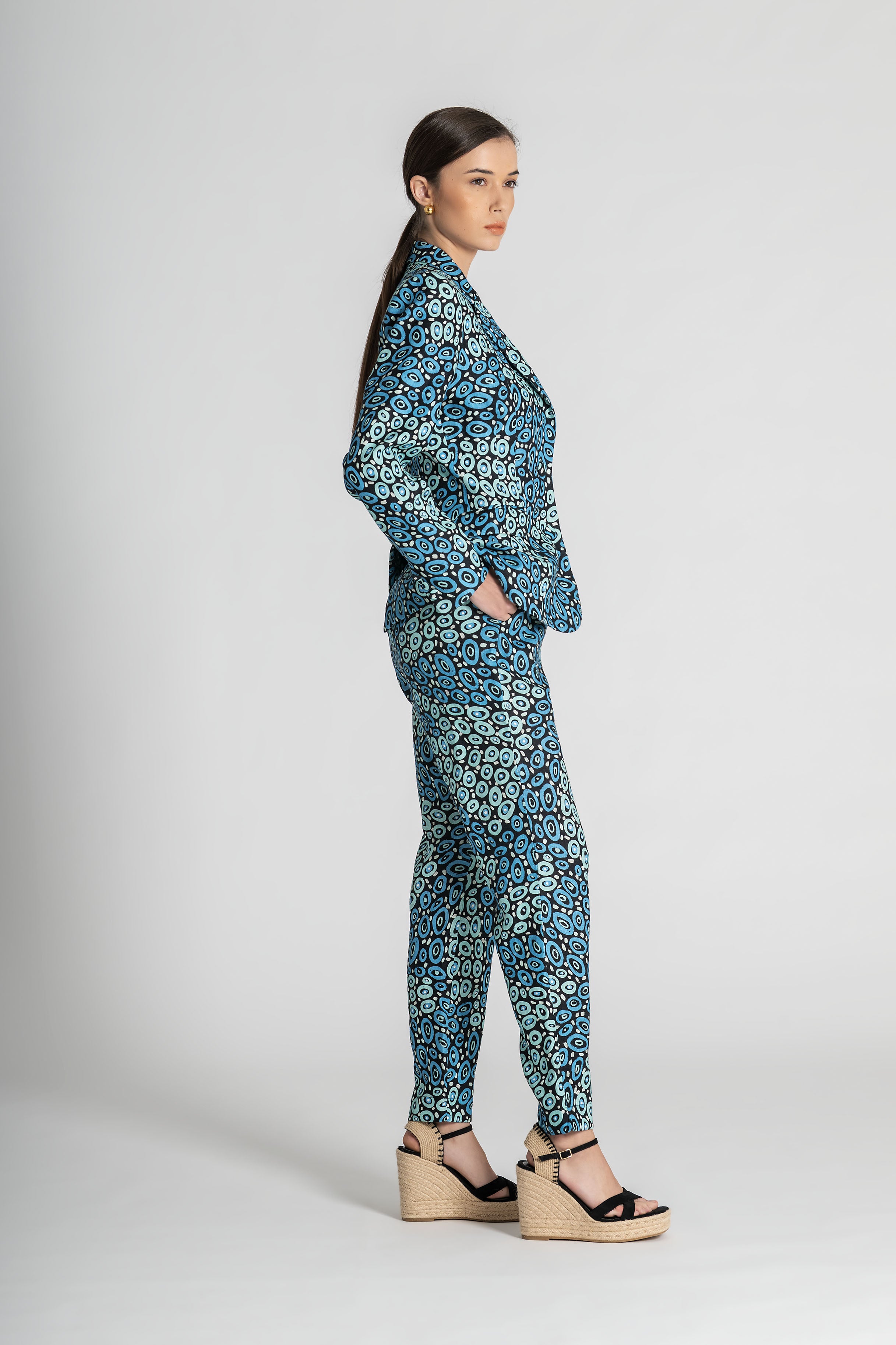 Collectors Edit |  Jibaanga Navy Linen Slimline Comfort Jacket