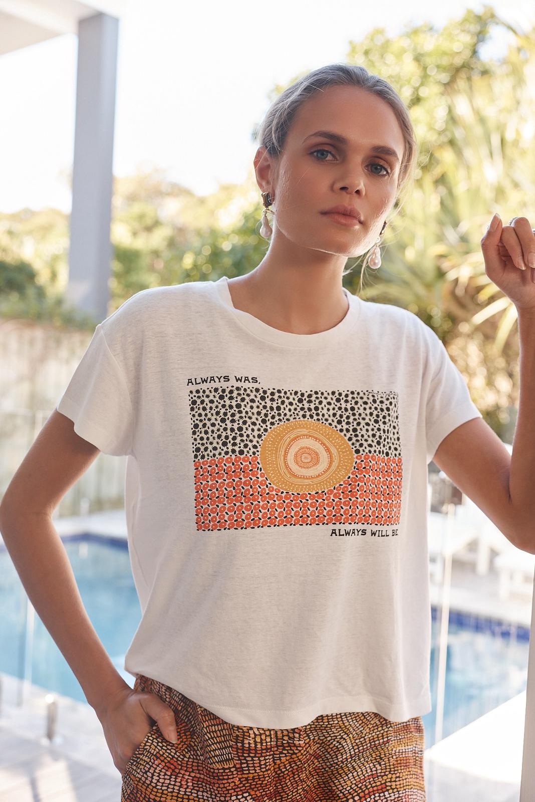 Womens Jagun Flag Tee