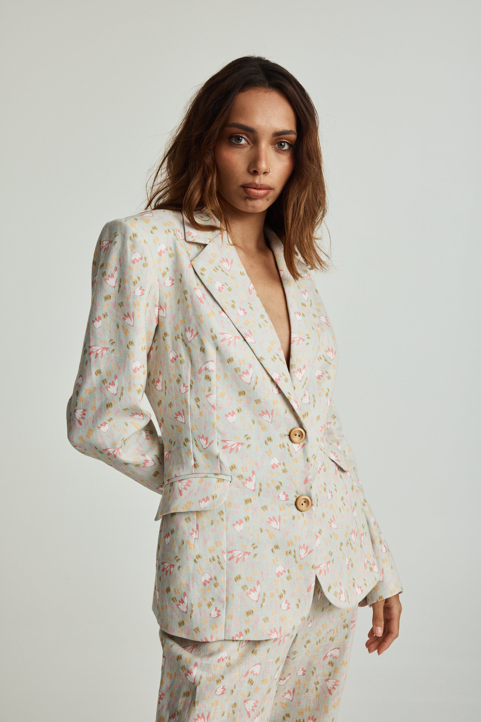 Jari & Jiinda Sage Linen Slimline Comfort Jacket