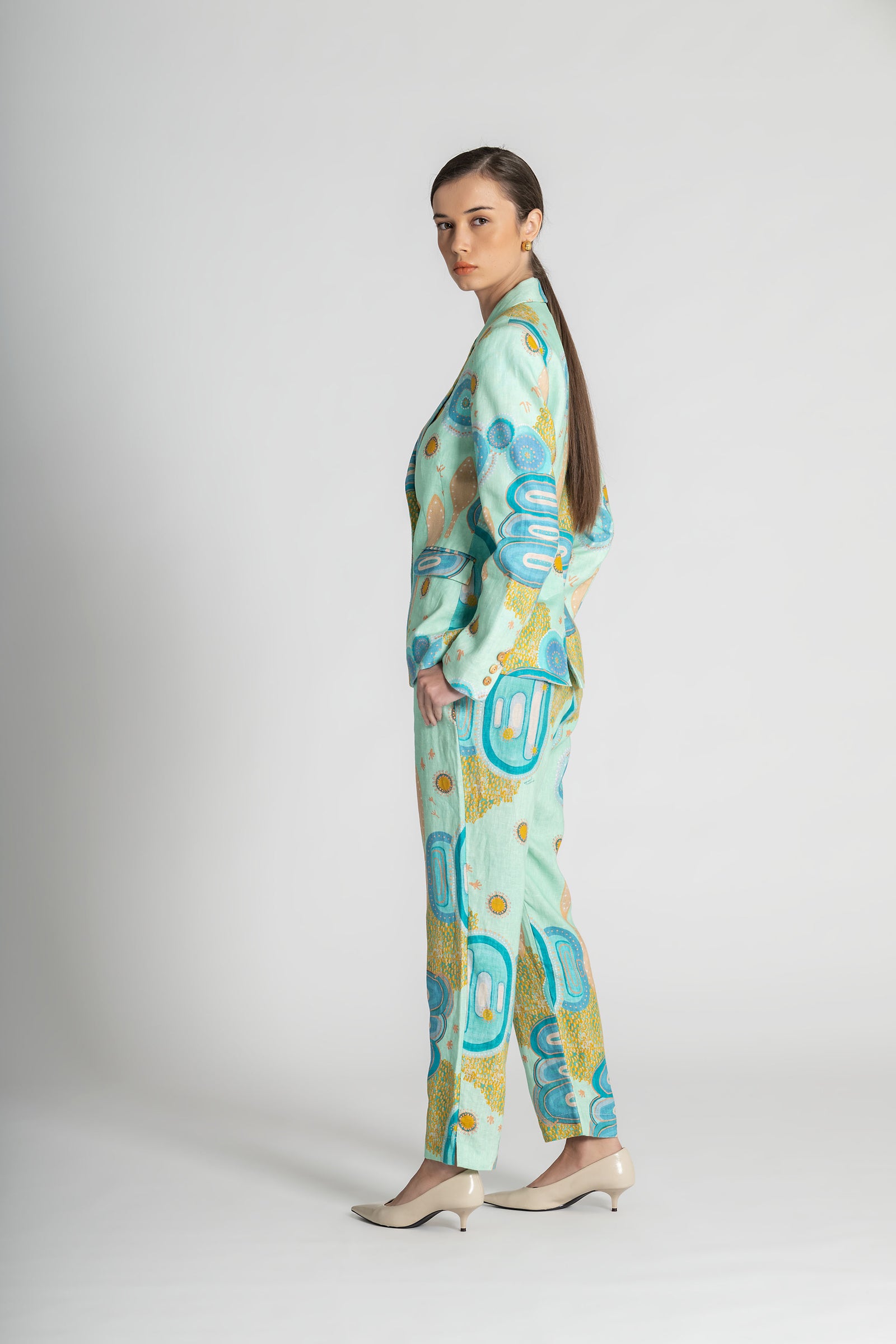 Ngaarlu Linen Flattering Pant